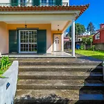 Angela House * Santo Antonio da Serra