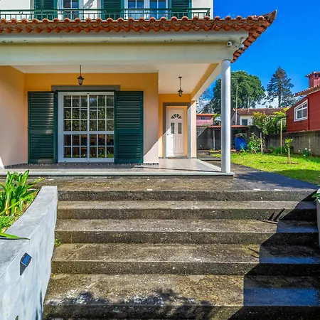 Angela House * Santo Antonio da Serra